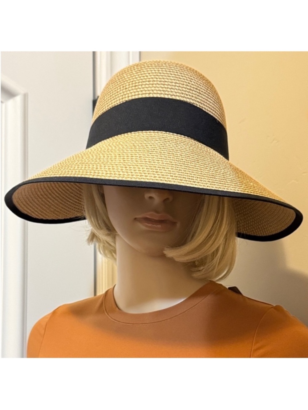 Tory Burch✨ Tan and black Sun Hat one size UPF 50+ - Picture 8 of 15
